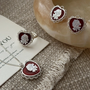 Retro S925 silver jewelry set with red heart cameo rose necklace, ring and earrings