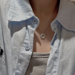 Elegante collana croissant in argento sterling S925 con pendente a corda intrecciata