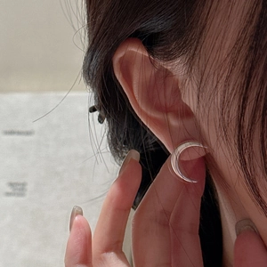 Minimalist S925 sterling silver crescent moon stud earrings with a polished mirror finish