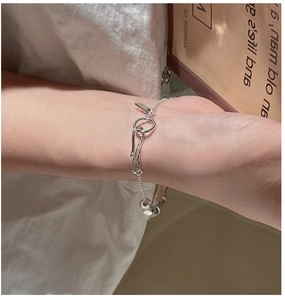 Detail of 925 sterling silver bamboo chain bracelet with ring buckle and S-hook clasp