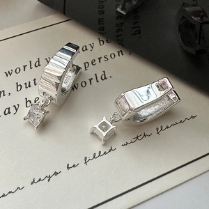 S925 sterling silver hoop earrings with wavy texture and square zircon pendant