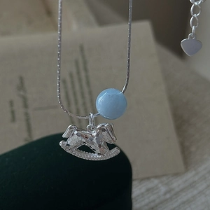 Collana con Ciondolo a Dondolo in Argento Sterling 925 Con Perlina Blu Chiaro Stile Coreano Minimalista Catena Clavicola Pony per Donna