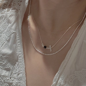 Minimalist S925 silver double-layer necklace set with black bead and T-bar pendant decor