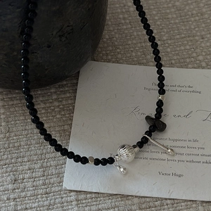 Retro S925 sterling silver black onyx beaded necklace with silver charms and toggle clasp