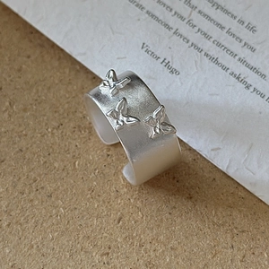 Bague ouverte papillon en argent S925 mat au design minimaliste vintage pour femme