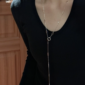 Minimalist S925 silver lariat sweater chain with classic pig nose link design for women