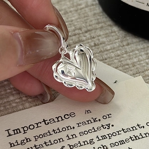 925 Sterling Silver Rhinestone Heart Pendant Necklace Vintage Star Engraved Scalloped Edge Jewelry Gift For Women