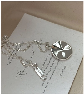 Detailaufnahme der S925 Sterlingsilber Kette mit AG925 Stempel und poliertem Finish