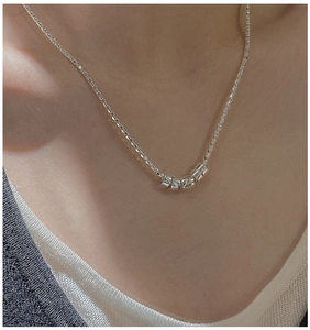 Minimalist S925 sterling silver popcorn chain necklace featuring five tubular bead pendants