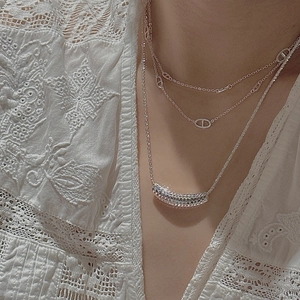 Collier superposé en argent S925 avec maillons groin et pendentif texturé pavé