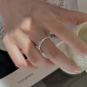Vintage S925 sterling silver ring with aquamarine stone and natural tree bark texture
