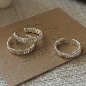 Bague minimaliste en argent sterling S925 avec un design vintage tissé en spirale