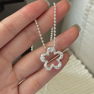 925 Sterling Silver Cutout Flower Pendant Necklace For Women Retro Minimalist Electroplated Rhinestone Jewelry Ball Chain
