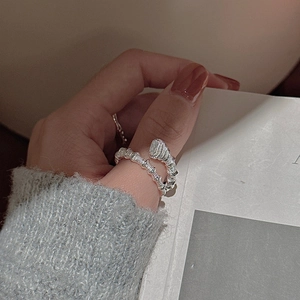 Minimalist S925 sterling silver open ring featuring a vintage twisted rope texture design
