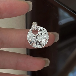 S925 sterling silver round pendant with hand-hammered texture and reflective finish