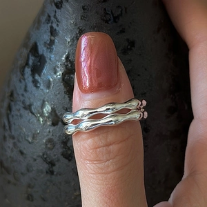 Minimalist S925 sterling silver wave texture rings in a stacked set for women