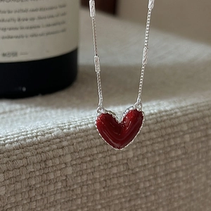 Collana con Ciondolo a Cuore Rosso in Argento Sterling 925 Stile Coreano Minimalista Catena per Clavicola in Smalto Regalo di Capodanno per Gioielli da Donna