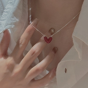 Collana minimalista in argento sterling S925 con ciondolo a cuore in smalto rosso vintage