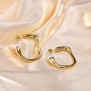 Vintage Irregular Geometric Copper Earrings With Imitation Artificial Pearl Gold Plated Elegant Jewelry For Women Party Daily Accessory