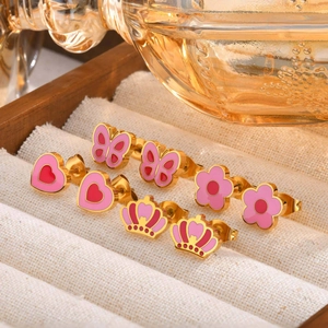 Lot de 4 boucles d'oreilles en acier inoxydable avec papillon rose, fleur, cœur et couronne