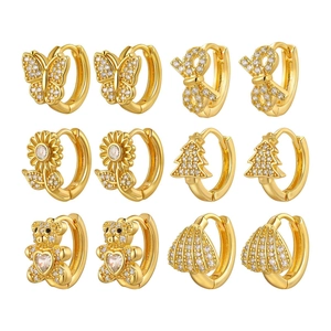 Lot de 6 paires de créoles dorées avec breloques papillon, tournesol et ours en zircon