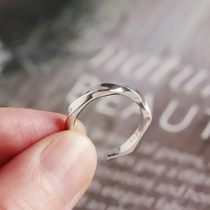Minimalist S925 sterling silver twisted rope open ring with adjustable geometric design