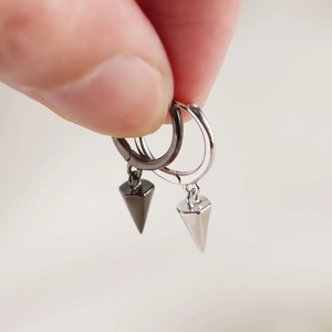 Minimalist S925 sterling silver geometric cone earrings in black and silver finishes