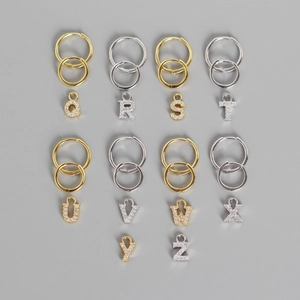 Boucles d'oreilles S925 argent avec pendentifs lettres en zircon or et argent