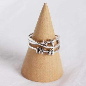 Minimalist S925 sterling silver multilayer crossover ring with moving small circles