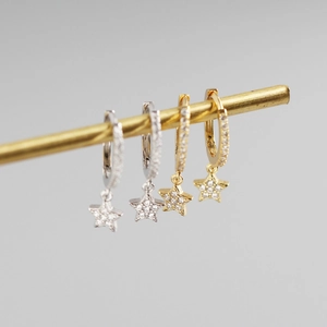 Boucles d'oreilles créoles étoiles en argent S925 avec zircons en finitions or et argent