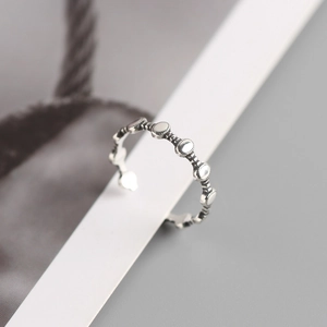 Vintage S925 sterling silver adjustable open ring with oval geometric links on white card