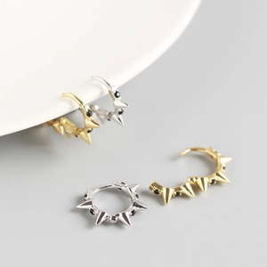 Boucles d'oreilles créoles punk en argent S925 avec rivets et zircons noirs, or et argent