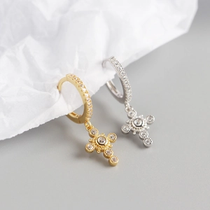 S925 sterling zilveren kruis oorringen met fonkelende zirkonia in goud en zilver kleur