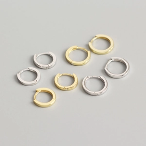 Minimalistische S925 sterling zilveren ronde oorringen in goud- en zilverkleur
