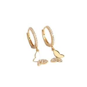 Boucles d'oreilles papillon en argent S925 avec zircons scintillants sur fond blanc