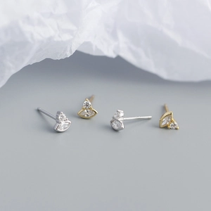 Minimalist S925 sterling silver marquise stud earrings in gold and silver finish
