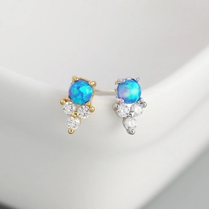 Boucles d'oreilles en argent S925 avec opale bleue et zircon en or et argent