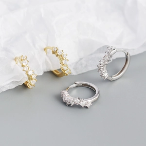 S925 silver wavy geometric hoop earrings with sparkling cubic zirconia in gold and silver