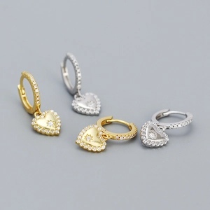 Sparkling S925 silver heart huggie earrings with zirconia pavé in gold and silver
