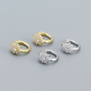 Élégantes créoles fleurs en argent S925 avec cristaux brillants en finitions or et argent