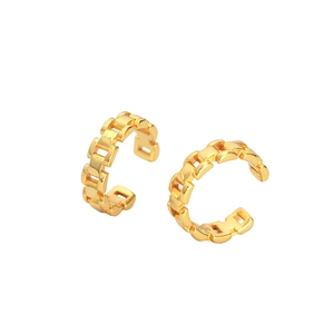 Minimalist S925 silver golden watch chain ear cuff with sleek interlocking link design