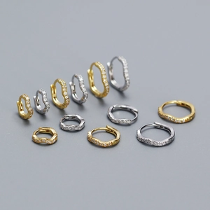 Minimalist 925 Sterling Silver Wavy Rhinestone Hoop Earrings For Women Elegant Geometric Pave Ear Buckle Jewelry Gold Platinum Plated