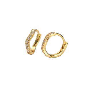 Elegant wavy S925 silver hoop earrings with gold plating and sparkling zircon stones