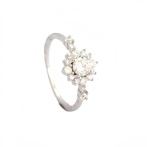 Luxurious S925 sterling silver snowflake flower cluster engagement ring with white zircon