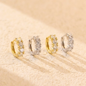 Boucles d'oreilles créoles S925 en argent avec zircons cubiques en doré et argenté