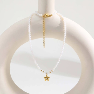 Collier À Pendentif Fleur Künstliche Perles D'Imitation Blanches Acier Inoxydable Plaqué Or Zircon Bijoux Pour Femmes