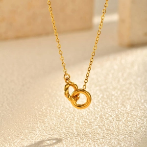 Minimalist Stainless Steel Double Interlocking Ring Pendant Necklace For Women Gold Plated Twisted Circle Geometric Chain Fashion Jewelry