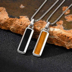Herren-Anhänger aus Edelstahl mit natürlichem Tigerauge und Onyx an einer Kugelkette