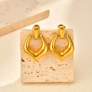 French Design Geometric Hollow Heart Stainless Steel Drop Hoop Earrings 18K Gold Plated Minimalist Elegant Jewelry Gift For Women