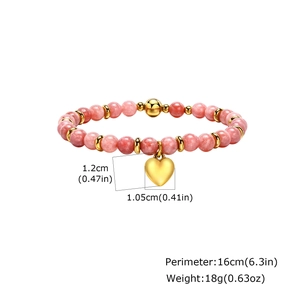 Bracelet en perles roses et acier inoxydable avec pendentif cœur doré